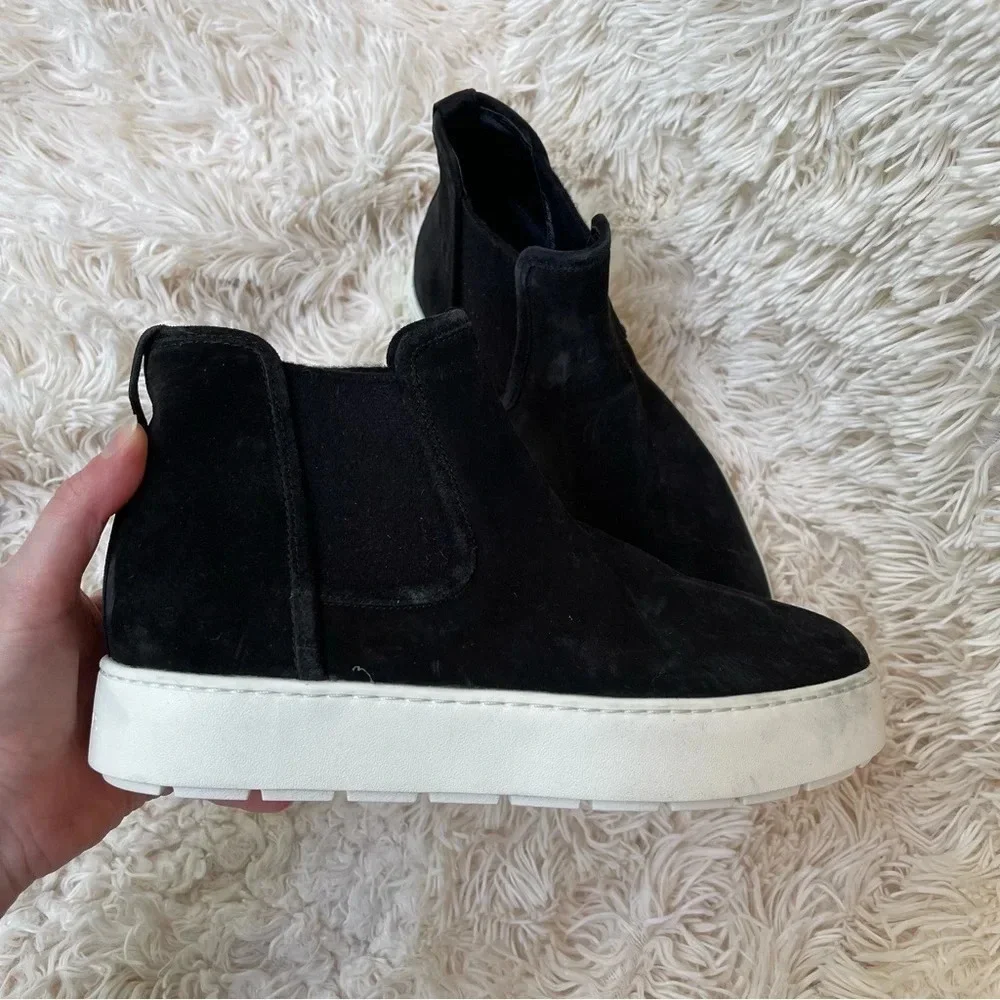 Vince suede Chelsea water resistant shearling lined slip on platform black SX 8